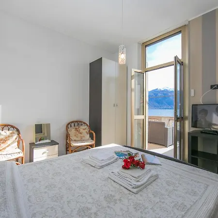 דירה Sleeps 6 Air Con *