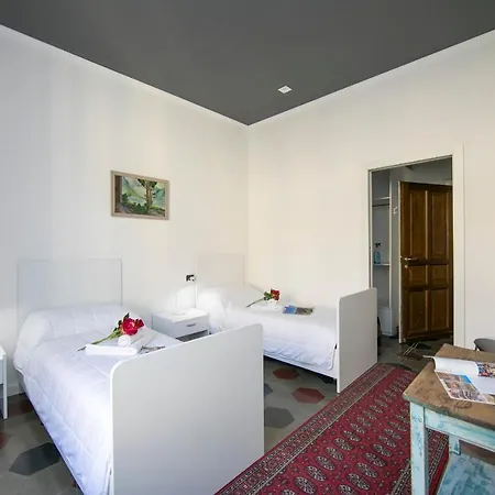 דירה Sleeps 6 Air Con